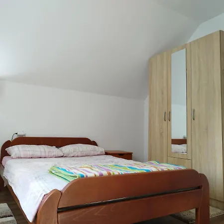 Apartment Apartman *